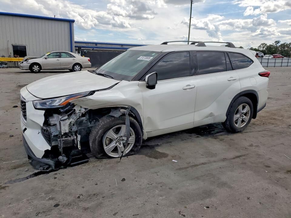 2020 TOYOTA Highlander