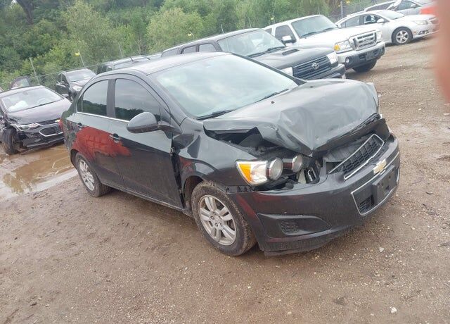 2015 CHEVROLET Sonic