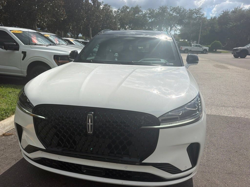 2025 LINCOLN Aviator