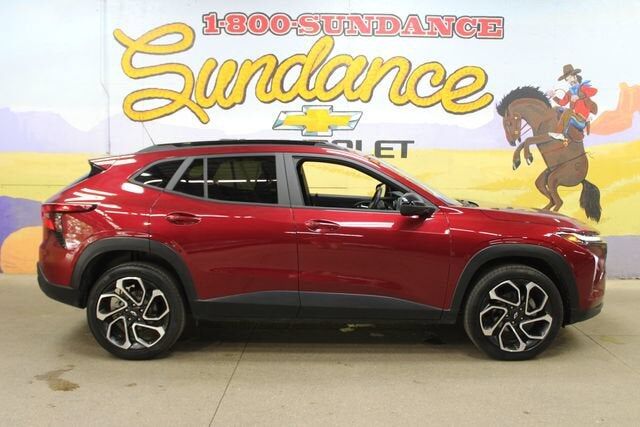 2024 CHEVROLET Trax