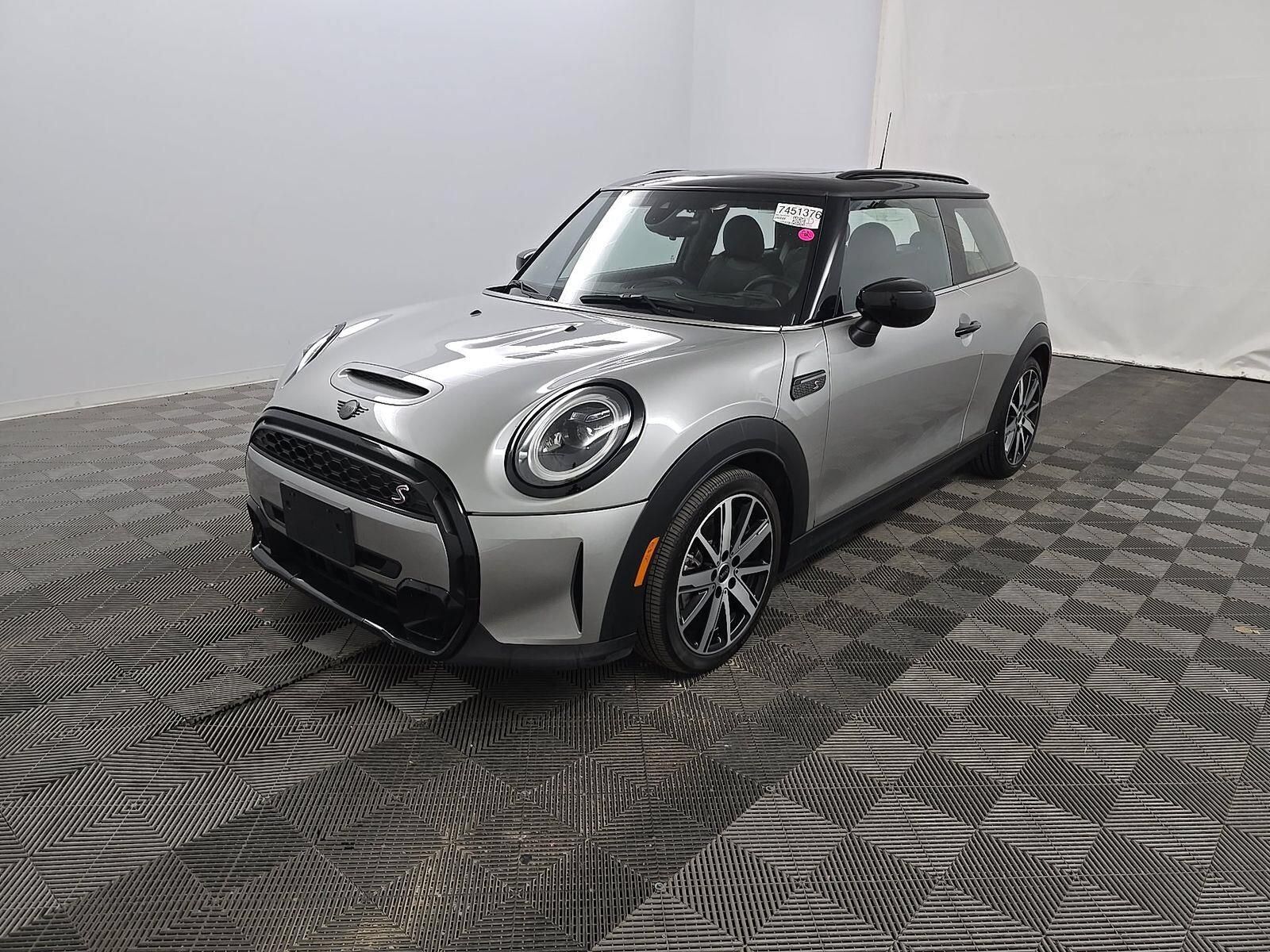 2024 MINI Hardtop