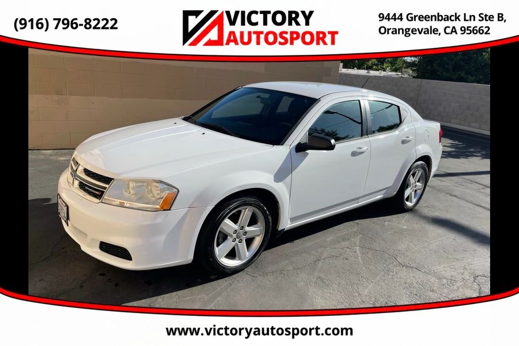 2013 DODGE Avenger