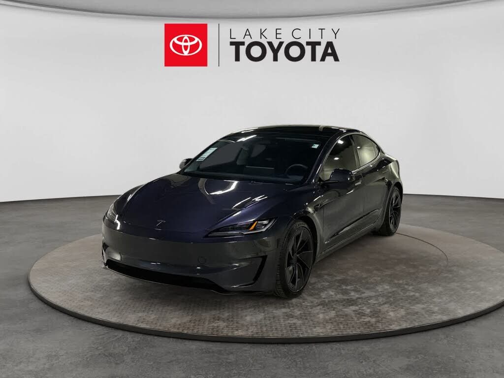 2024 TESLA Model 3
