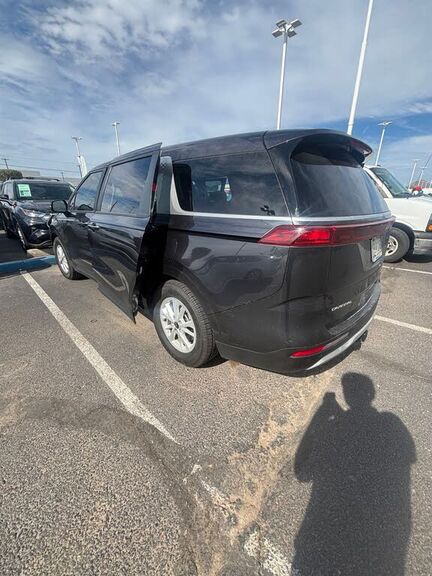 2024 KIA Carnival