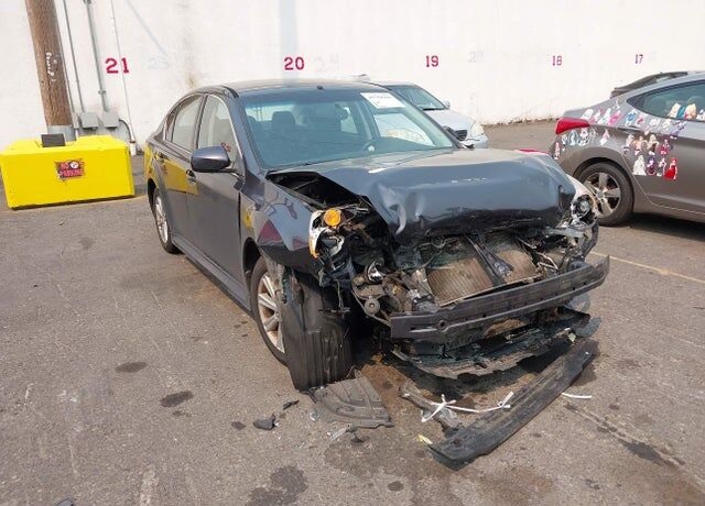 2012 SUBARU Legacy