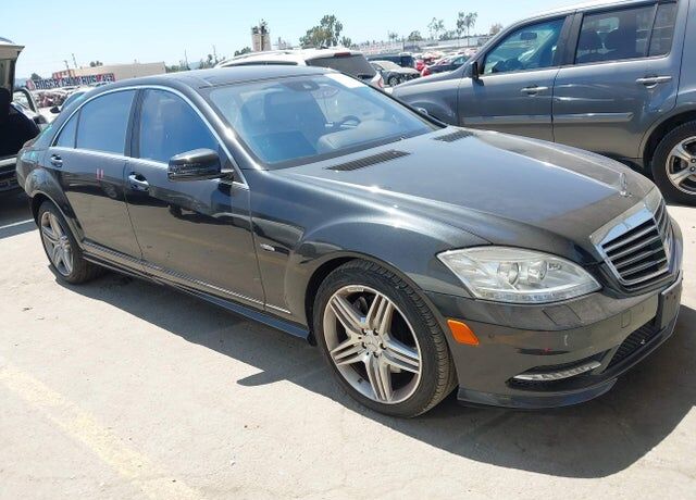 2012 MERCEDES-BENZ S-Class