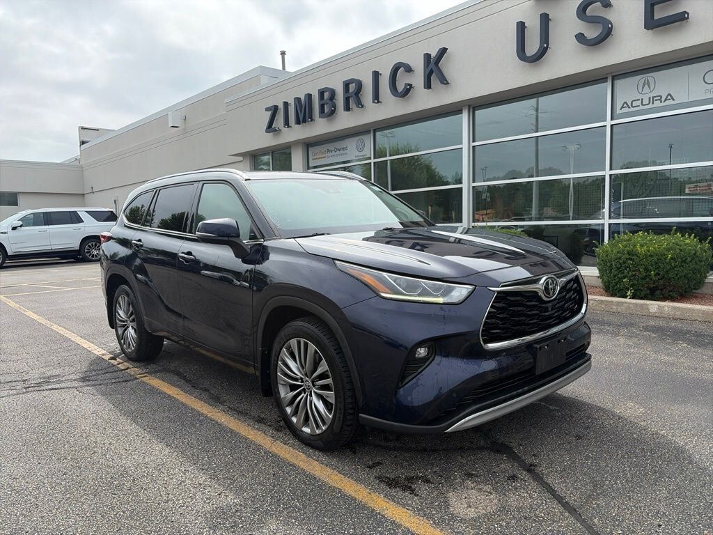 2020 TOYOTA Highlander