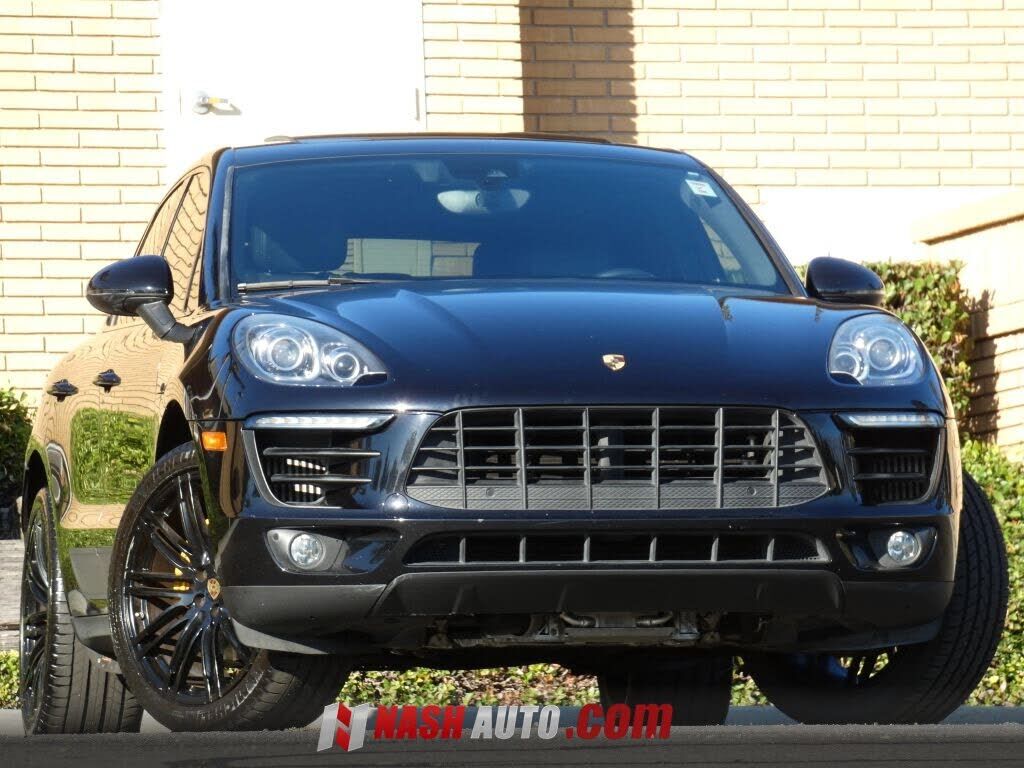 2015 PORSCHE Macan