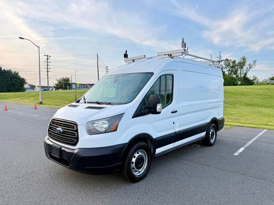2015 FORD Transit