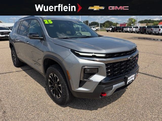 2025 CHEVROLET Traverse