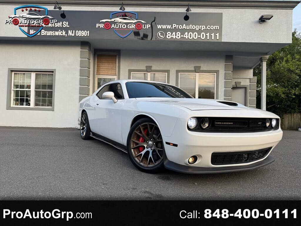 2015 DODGE Challenger