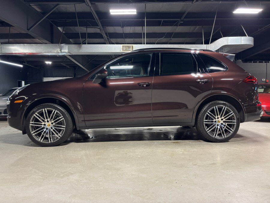 2018 PORSCHE Cayenne