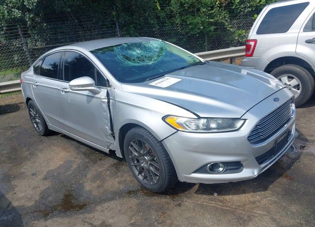 2013 FORD Fusion
