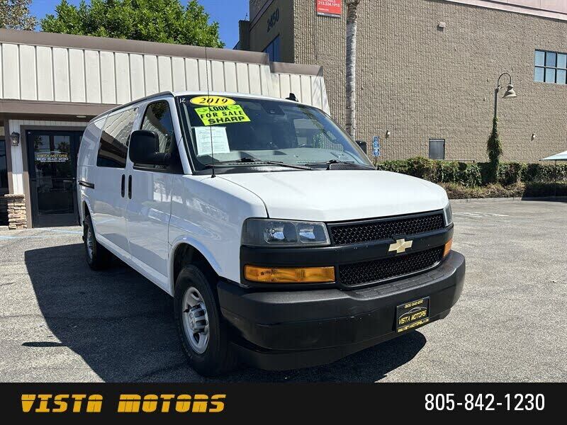 2019 CHEVROLET Express