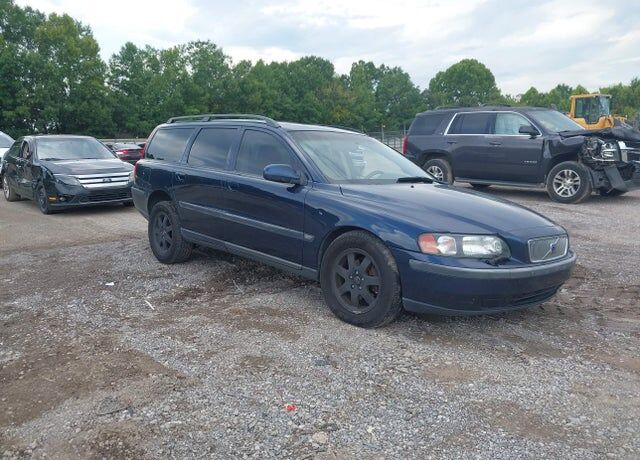 2002 VOLVO V70