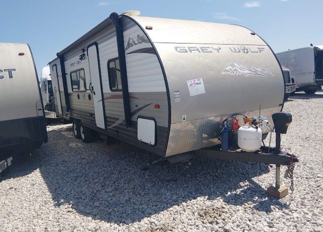 2013 FOREST RIVER Cherokee