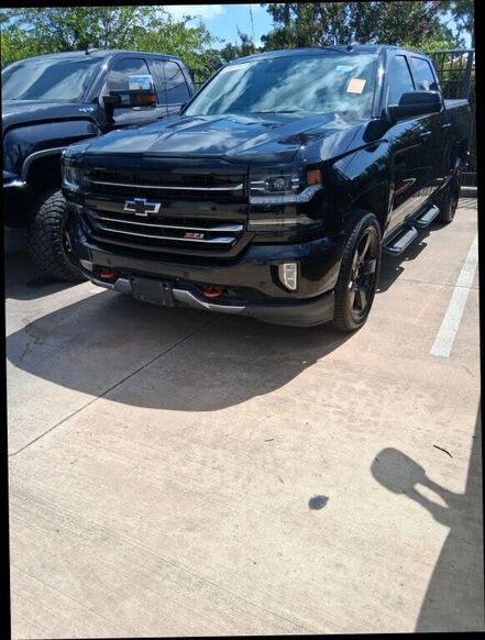 2018 CHEVROLET Silverado