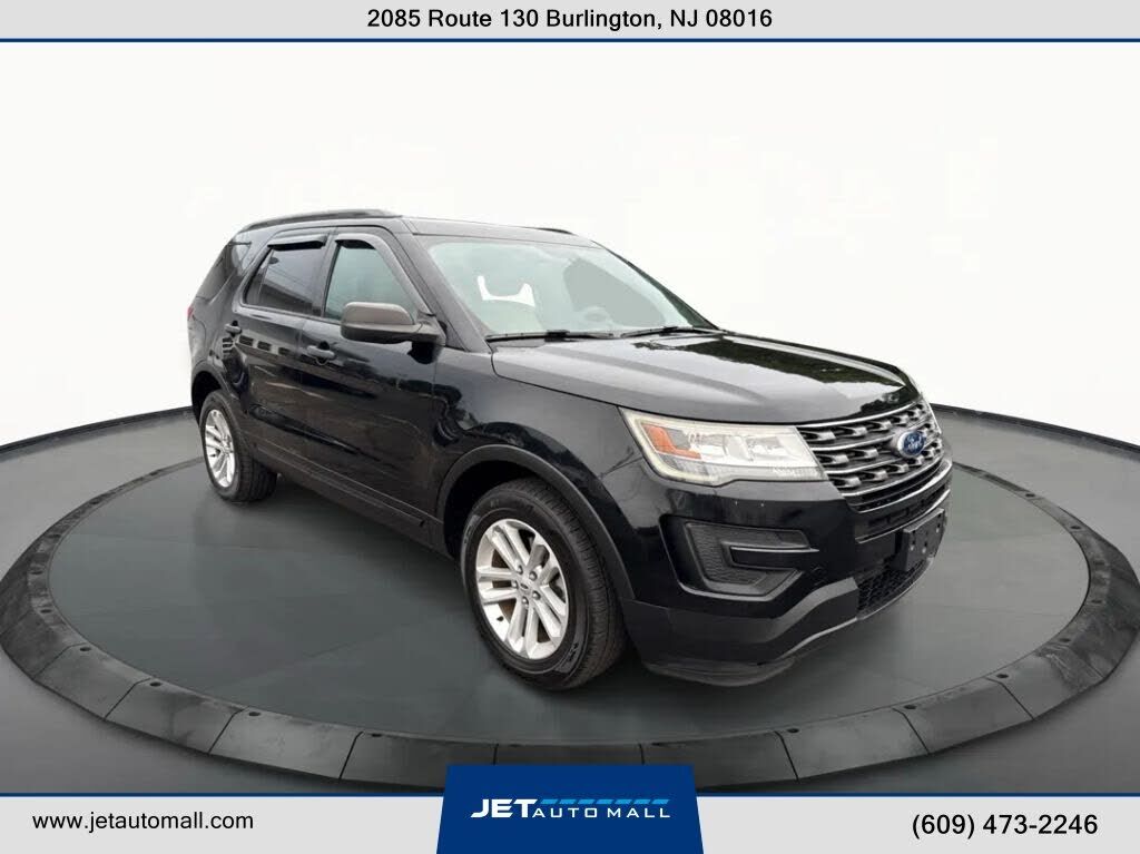 2017 FORD Explorer