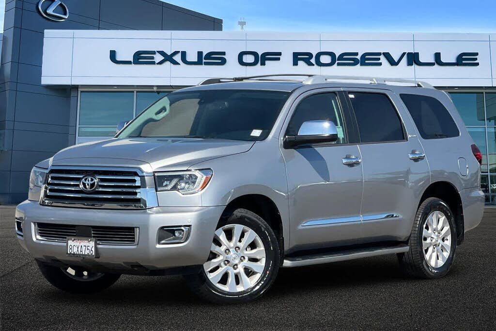 2018 TOYOTA Sequoia