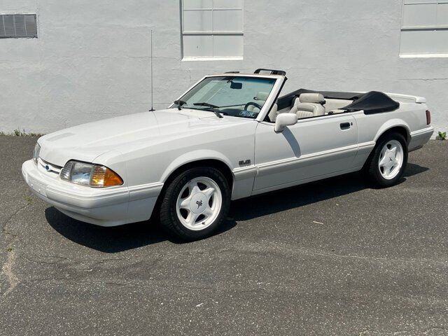 1993 FORD Mustang