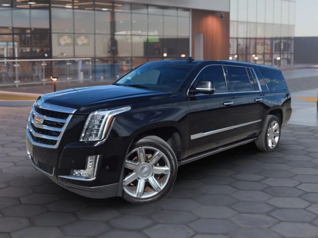 2017 CADILLAC Escalade ESV