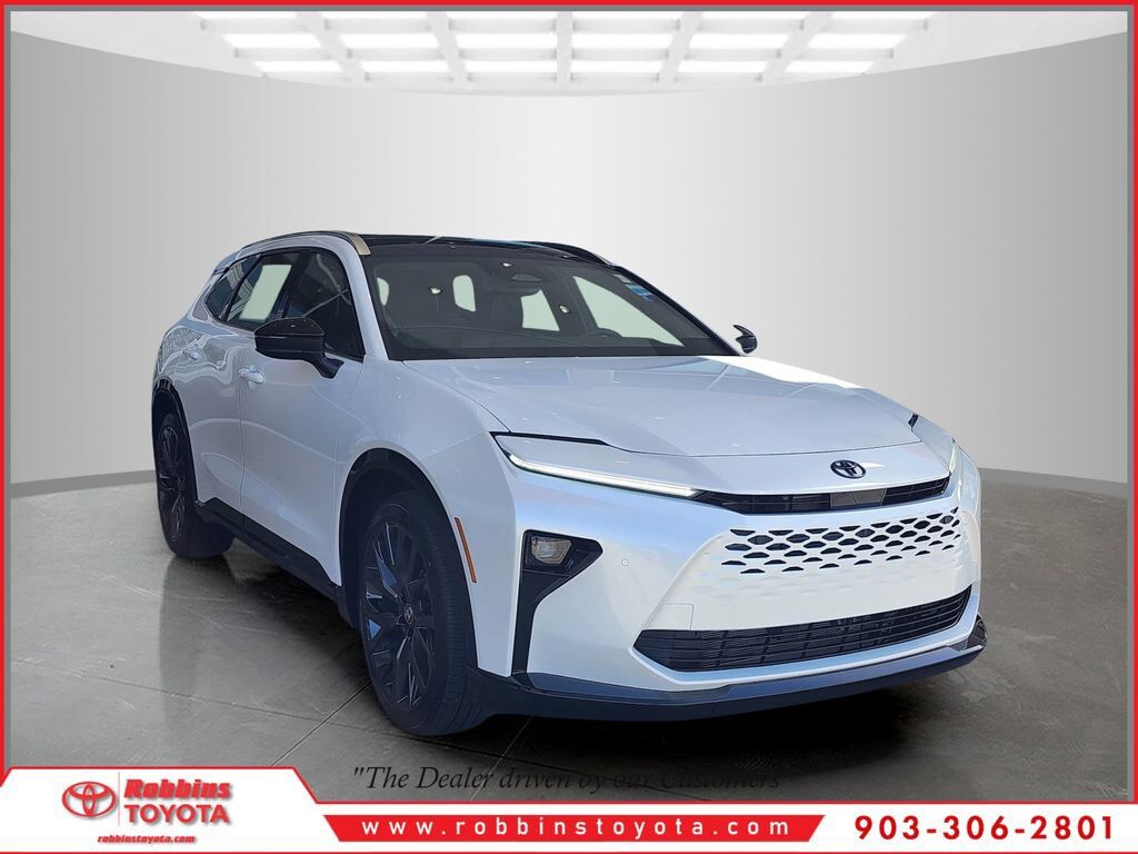 2026 TOYOTA Crown Signia