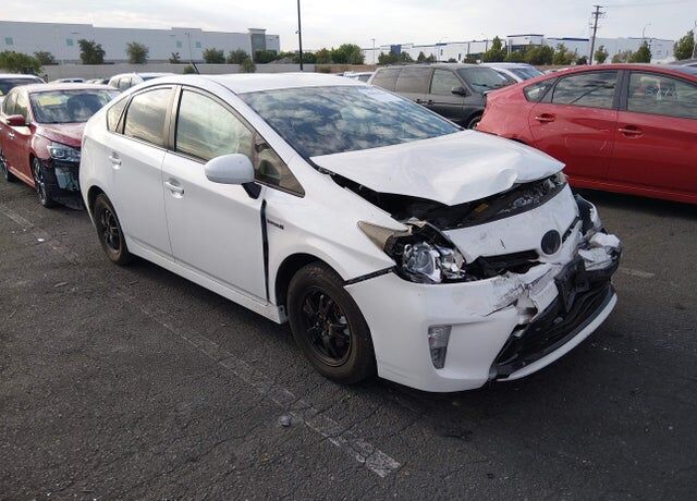 2013 TOYOTA PRIUS