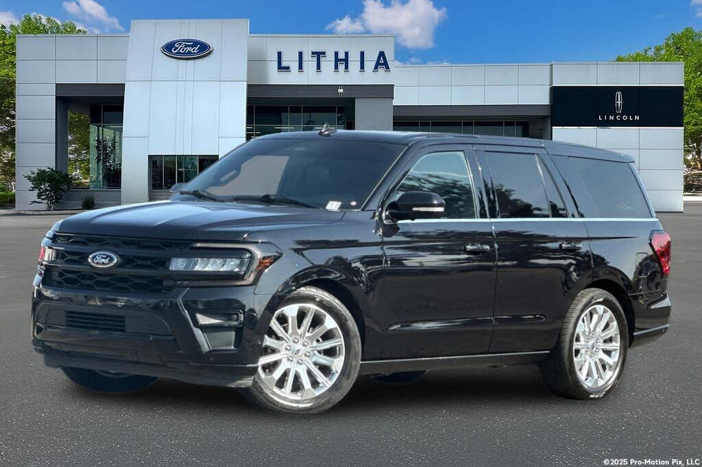 2022 FORD Expedition