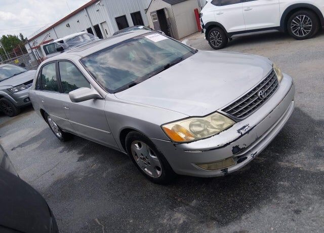 2003 TOYOTA Avalon