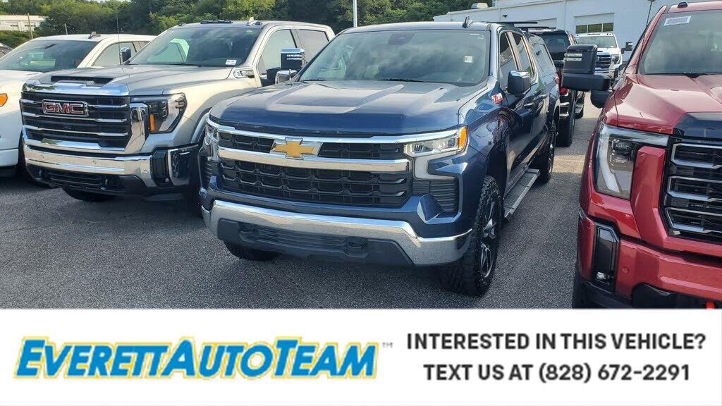 2023 CHEVROLET Silverado