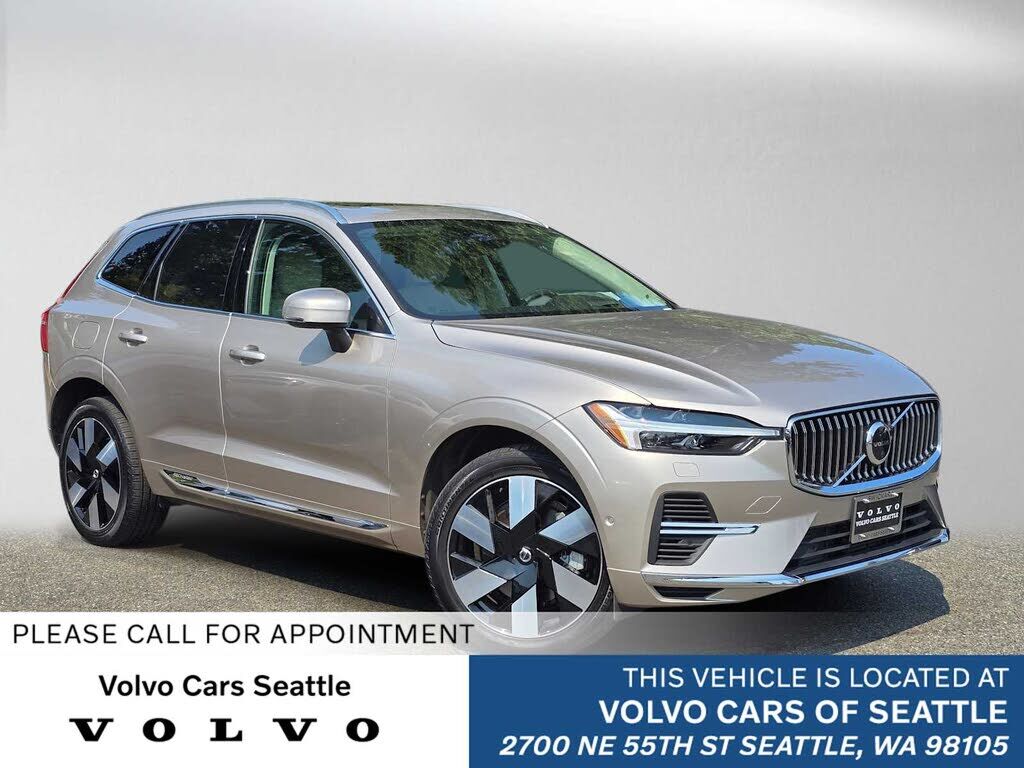 2023 VOLVO XC60
