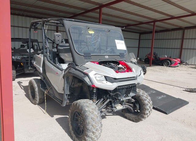 2022 HONDA SXS1000M