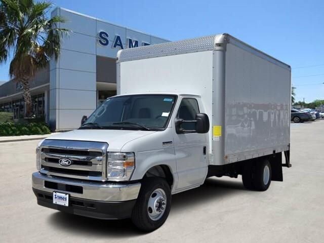 2027 FORD E-350