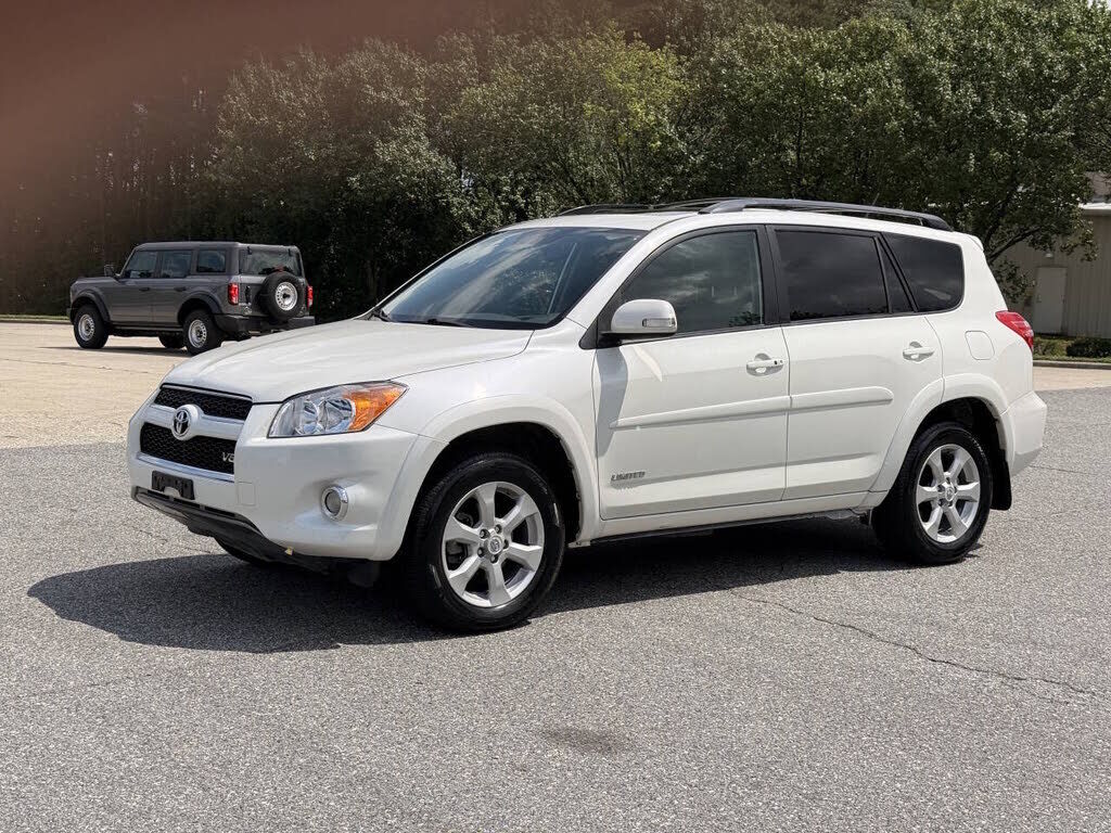 2011 TOYOTA RAV4