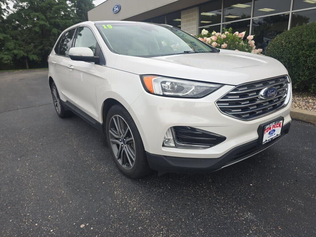 2019 FORD Edge