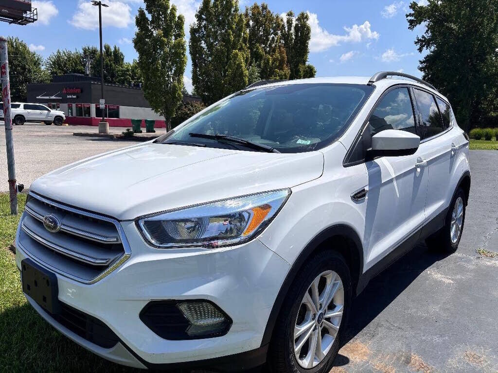2018 FORD Escape