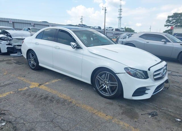 2017 MERCEDES-BENZ E-Class