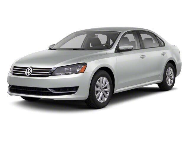 2012 VOLKSWAGEN Passat