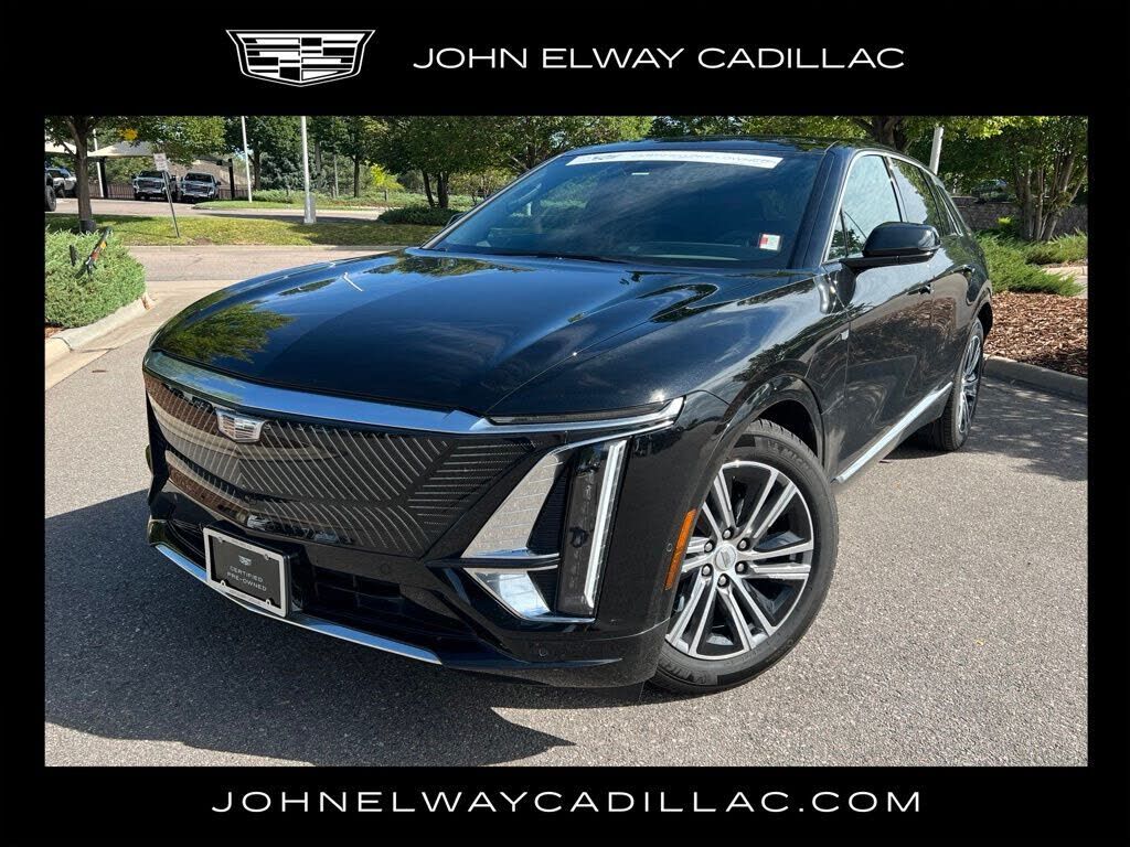 2024 CADILLAC Lyriq
