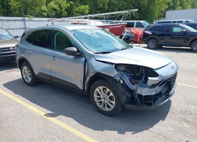 2022 FORD Escape