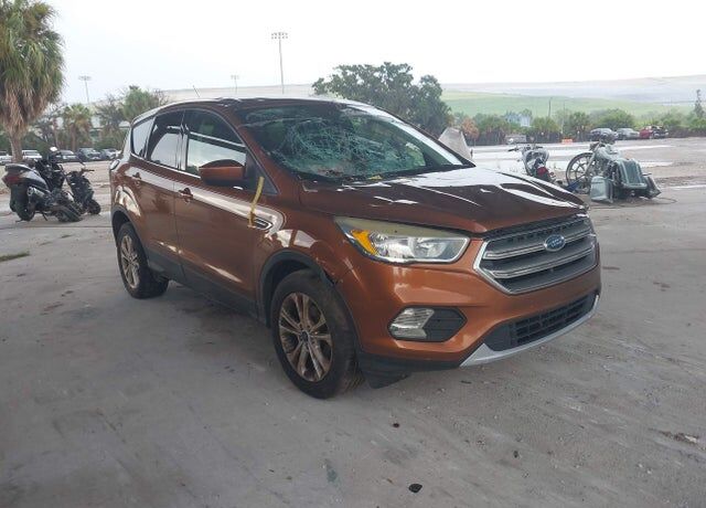 2017 FORD Escape