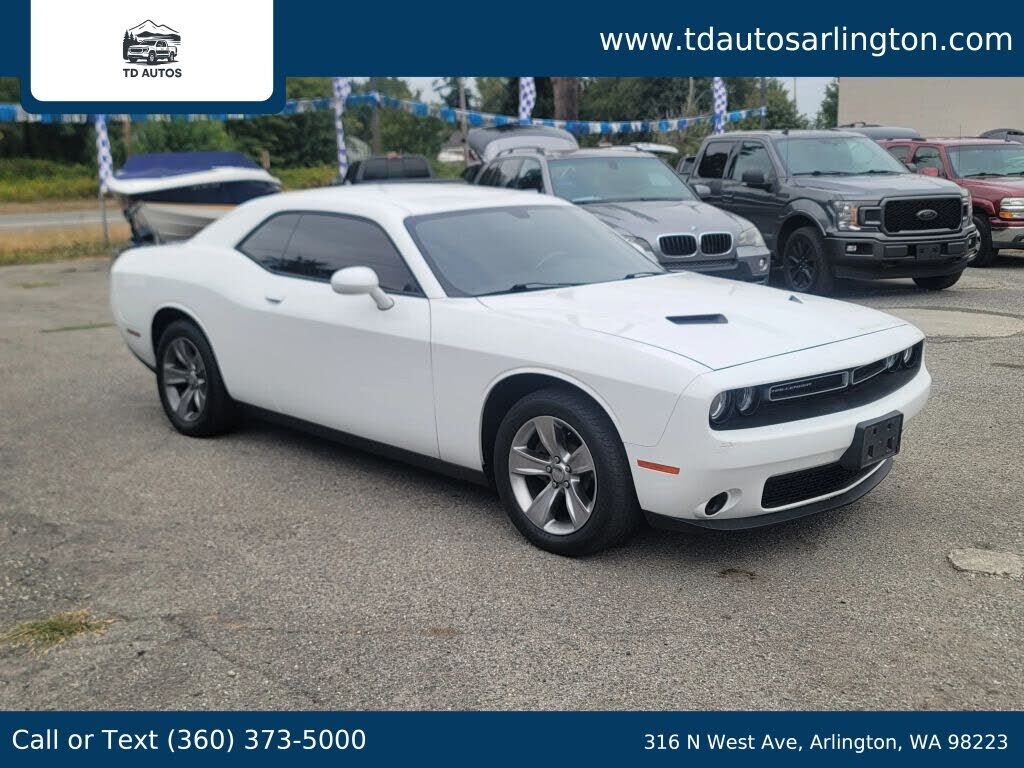 2016 DODGE Challenger