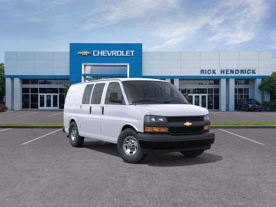 2026 CHEVROLET Express