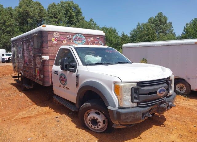 2017 FORD F-550