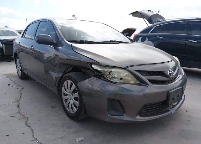 2012 TOYOTA Corolla