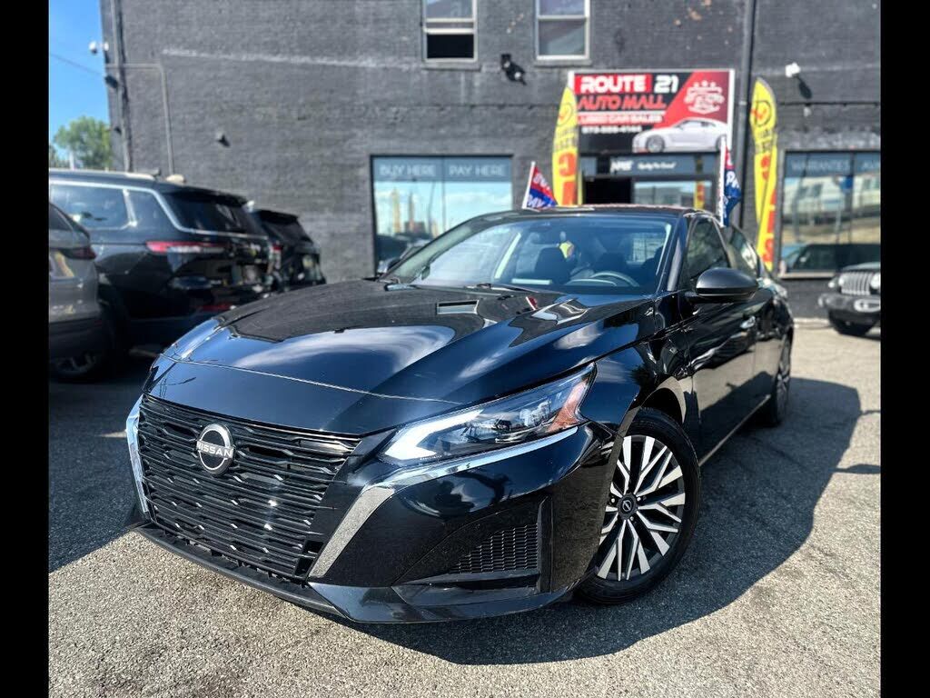 2025 NISSAN Altima
