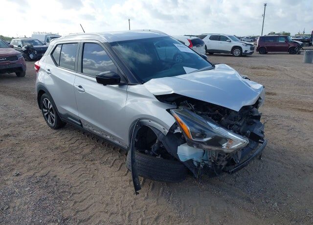 2019 NISSAN Kicks
