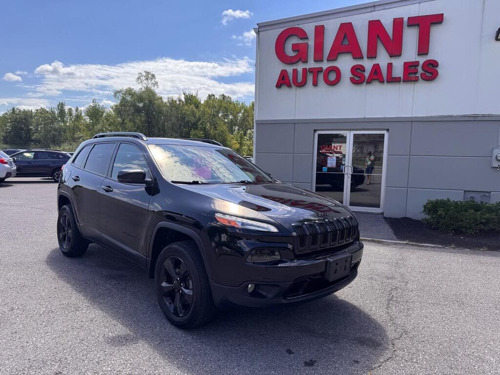 2018 JEEP Cherokee
