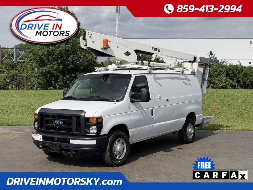 2012 FORD E-350