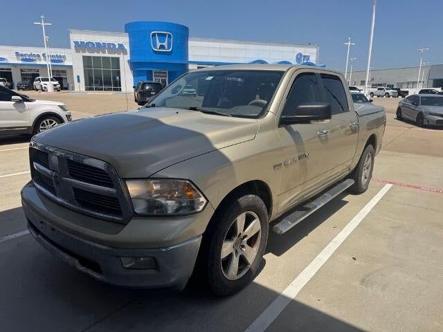 2011 DODGE Ram